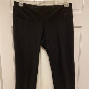 Nike Dri-Fit Capri Large